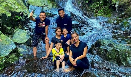 Daftar Destinasi Curug yang Aman Untuk Anak-Anak, Yuk Cobain Serunya 1 1 9