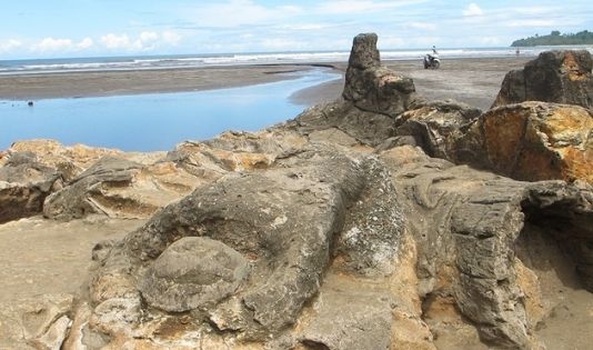 Destinasi wisata Indonesia yang melegenda
