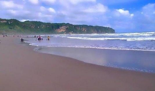 Pantai Parangtritis 