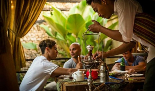Momen berbuka puasa di Bali