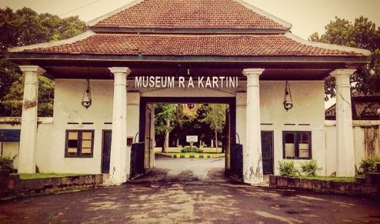 Ngetrip ke kota kelahiran RA Kartini