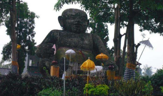 5 Wisata Angker di Bali yang Bikin Kamu Tidak Bisa Tidur 5 Patung Bayi Sakah
