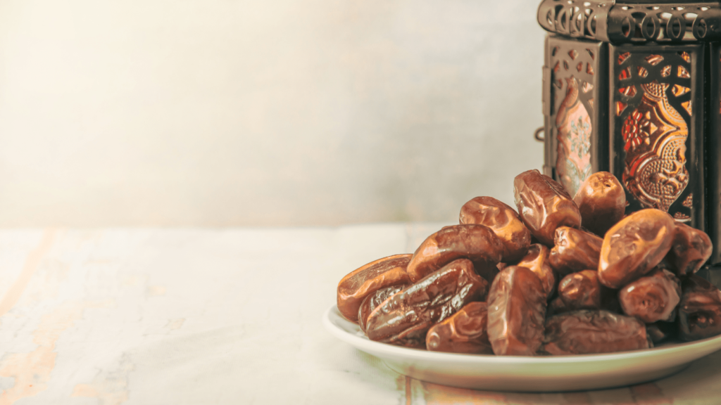 kurma, timur tengah, bulan ramadan, bulan puasa, nabi, buah suci, buka puasa, berbuka dengan yang manis, kurma arab, makanan khas timur tengah, timur tengah