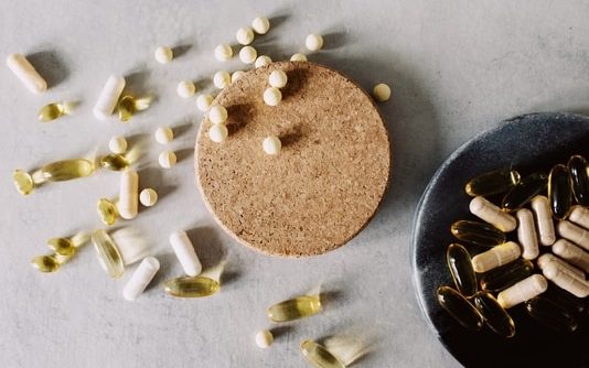 13 Tips Atasi Pegal dan Nyeri Otot Sehabis Bepergian 7 Vitamin