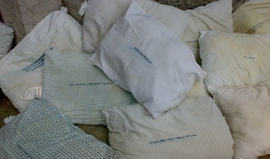 4 Alasan Ini Sebabkan Guling Tidak Pernah Ada di Hotel, Nomor Satu Karena Masalah Kesehatan 1 Alasan Hotel Tidak Sediakan Guling