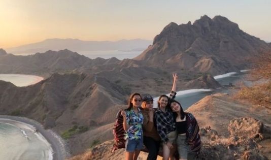 6 Destinasi Wisata di Indonesia Ini Memiliki Pemandangan Alam Terindah 4 Destinasi wisata