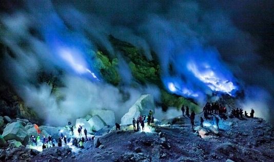 4 Destinasi Wisata Menantang Buat Kamu yang Suka Tantangan 3 Destinasi wisata menantang
