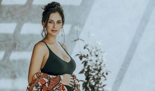 7 Perempuan Berdarah Batak Tercantik di Indonesia 6 Kecantikan Perempuan Berdarah Batak