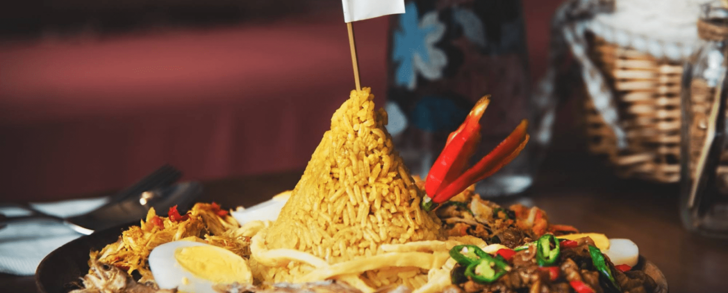 kuliner hari kemerdekaan, kuliner nusantara, hari kemerdekaan, kawanjo, bandros, pancong, pukis, rangi, klepon, carabikang, teung beras, nasi kendil, Nasi tumpeng, desa wisata,