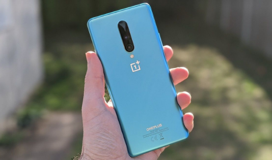 konten, bikin konten, curug, ngetrip, trip, smartphone, anti air, ip68, apple, iphone 11 pro max, prosesor, snapdragon, RAM, oneplus, oneplus 8, octa core, samsung, samsung galaxy note 20 ultra, oppo, oppo find x2 pro, xiaomi, mi 11 pro, 