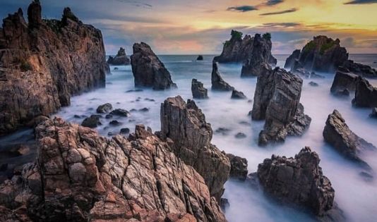 Ngetrip ke pantai di Lampung
