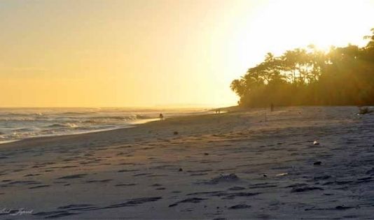 Ngetrip ke Pantai di Lampung
