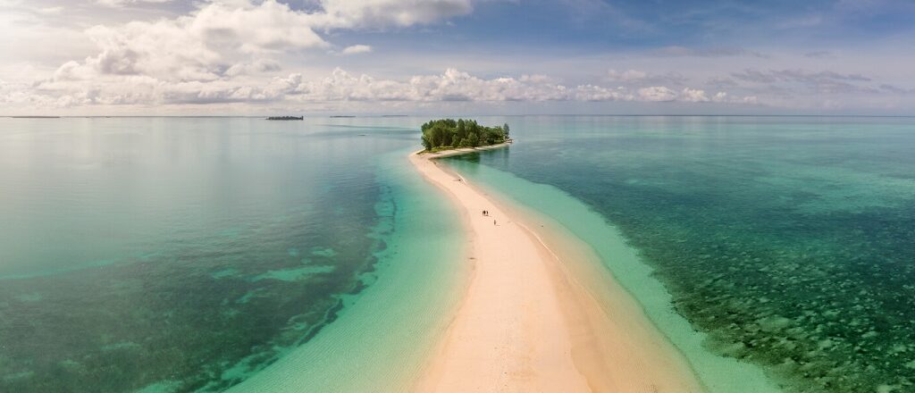 Yuk Ngetrip ke Pulau Morotai, Wisata Seru di Indonesia Bagian Timur Yuk Ngetrip ke Pulau Morotai, Wisata Seru di Indonesia Bagian Timur