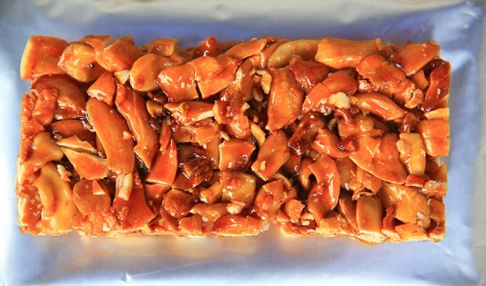 Oleh oleh manado halua