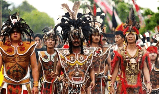 Wisata ke Kalimantan, Kenali 4 Aturan di Tanah Dayak 1 dayakd1