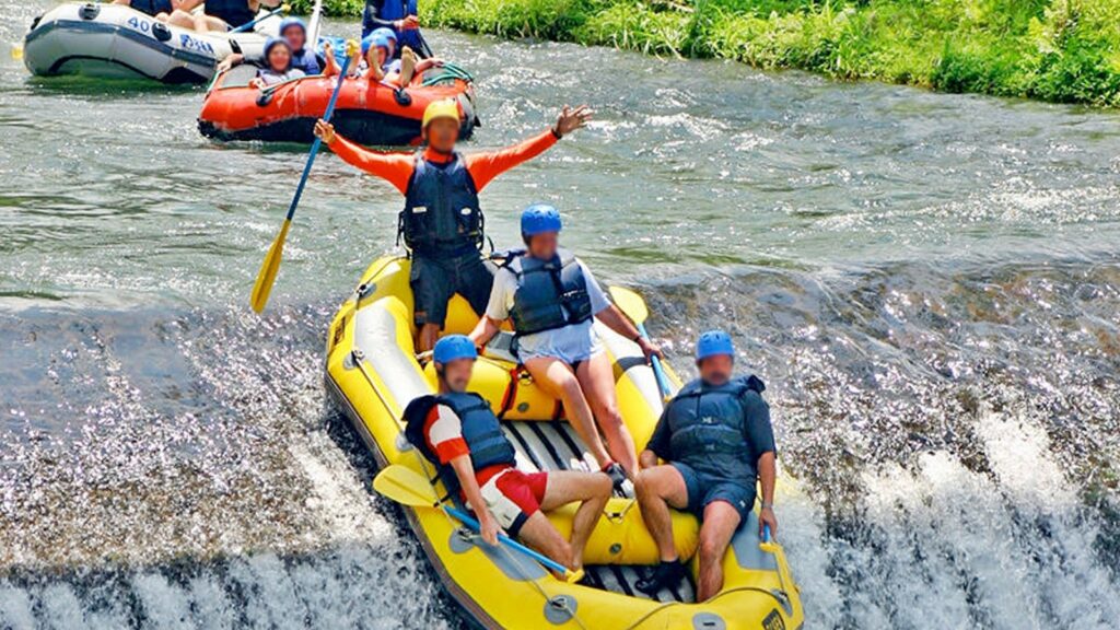 Bidadari pecinta rafting