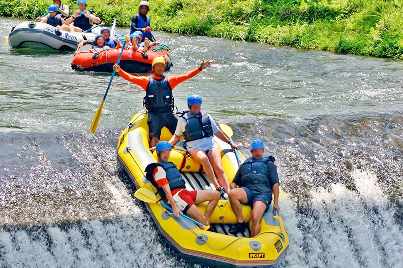 Bidadari pecinta rafting