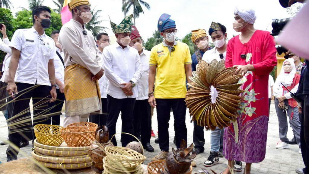 Sandiaga Uno