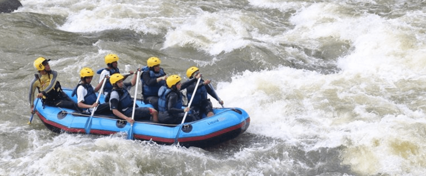 10 Jalur Arung Jeram Paling Menantang di Indonesia, Berani Coba? 10 Jalur Arung Jeram Paling Menantang di Indonesia, Berani Coba?