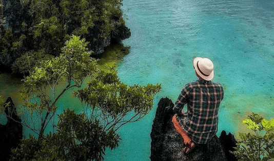 pulau sombori, raja ampat, sulawesi tengah, destinasi wisata, kawanjo, pulau kayangan, goa berlian, goa tengkorak, goa allo, rumah nenek indong, nenek indong, 