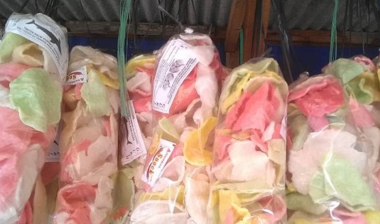 Traveling ke Cirebon, 5 Kuliner Ini Jangan Sampai Terlewat 4 Kerupuk Melarat