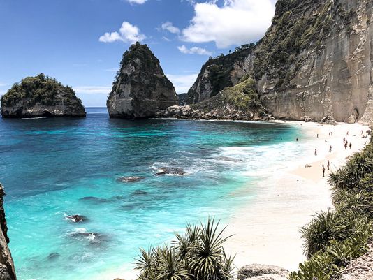 Diamond Beach more Travel Guide Nusa Penida Bali