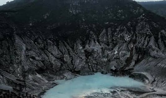 Kawanjo, Local experience, Pigijo, Indonesia, Destinasi wisata, wisata legenda, legenda destinasi wisata, Gunung Tangkuban Perahu, Pantai Air Manis, Danau Toba, Candi Perambanan, Pulau Komodo,