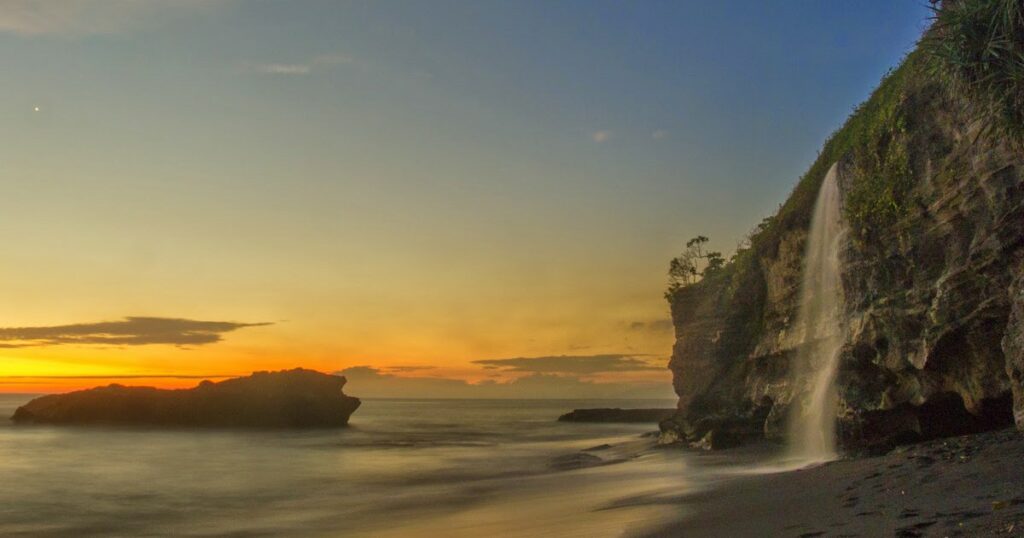 Sunset Melasti
