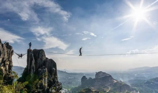 Spot Rock Climbing Seru di Bandung, Ada Apa Aja? 3 Ngetrip, Indonesia, destinasi wisata, paket wisata, liburan, local experience, Panjat tebing, Rock Climbing, Rock climbing di Bandung, Tebing Citatah, Gunung Batu, Goa Pawon, Tebing hawu,