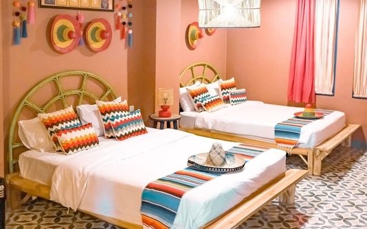 Por Aqui Room