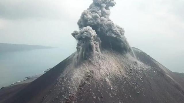 Gunung Krakatau