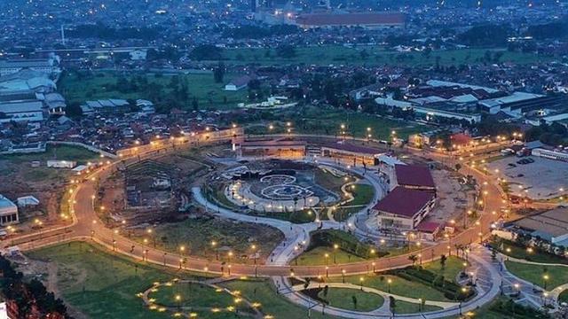 Tahun Baru 2022 Tiba, Yuk Jajal Lima Wisata Malam di Bandung 4 Lima Wisata Malam di Bandung