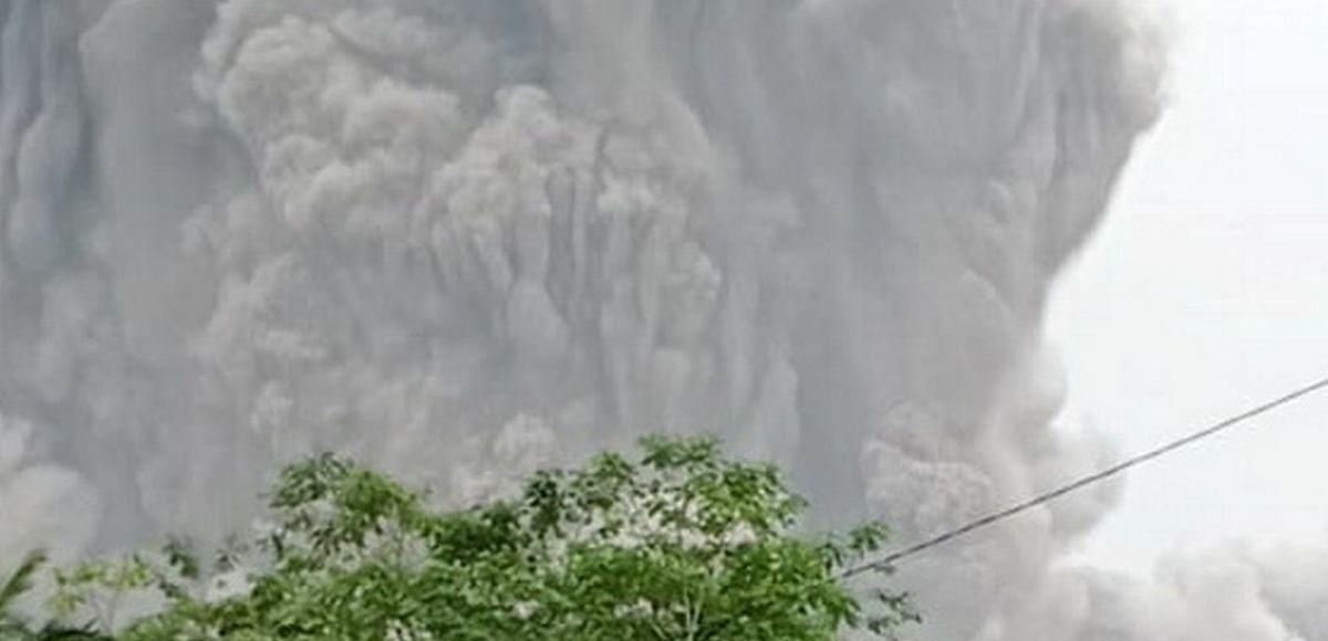 Erupsi Gunung Semeru
