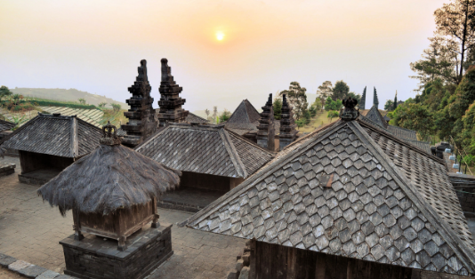 kawanjo, pigijo, solo, trip, candi cetho, cetho, bale branti, wisata solo, kuliner, kuliner solo, gladag langen, bongan, kebun teh, kemuning, paket wisata,