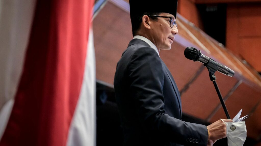 Sandiaga Uno Lantik Pejabat