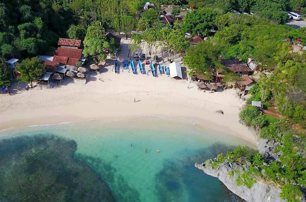 pantai ngandong