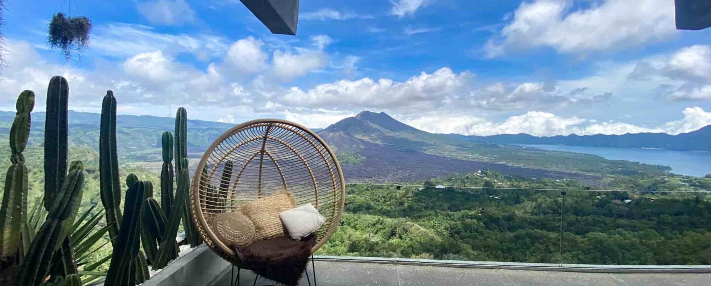 Nyantai Sambil Menikmati Panorama Gunung? Ini 5 Rekomendasi Kafe di Kintamani