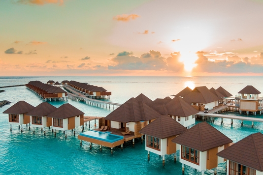 6 Aktivitas Anti Mainstream dan Romantis untuk Rayakan Valentine Bareng Pasangan 2 pexels asad photo maldives 360