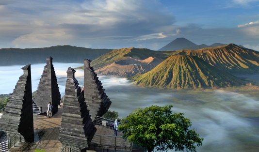 Anti Telat Nikmati Sunrise, Simak Rekomendasi Tempat Camping di Bromo yang Menarik 4 20220515 103736 0000