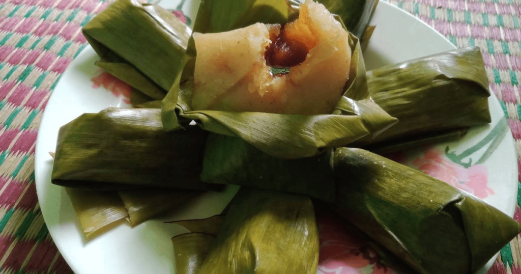 jajanan pasar, desa wisata waluran, sukabumi, geopark ciletuh, bakecrot, papais beureum, papais bodas, uli ketan hitam, ulen, popsor, pop sorgum,  paket wisata, pigijo, kawanjo,