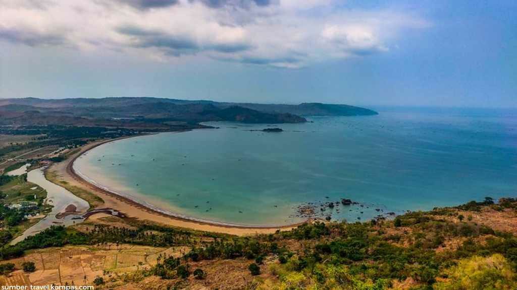 Open Trip Geopark Ciletuh, Rekomendasi Trip Seru Cuma Dua Ratusan Ribu! geopark ciletuh, open trip geopark ciletuh, puncak darma,