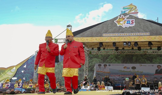 Luhurnya Festival Budaya Kotabaru Kalimantan Selatan 1 Festival Budaya Saijaan Kotabaru 2022