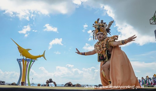 Luhurnya Festival Budaya Kotabaru Kalimantan Selatan 2 Atraksi budaya Kotabaru Kalsel