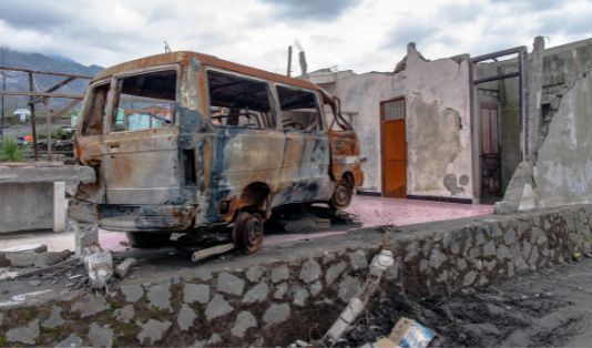 Seru! Berburu Sunrise di Gunung Merapi Naik Jip Willys Klasik 2 Museum Mini