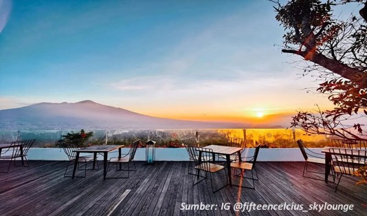 cafe batu viral 15 Celsius Sky Lounge
