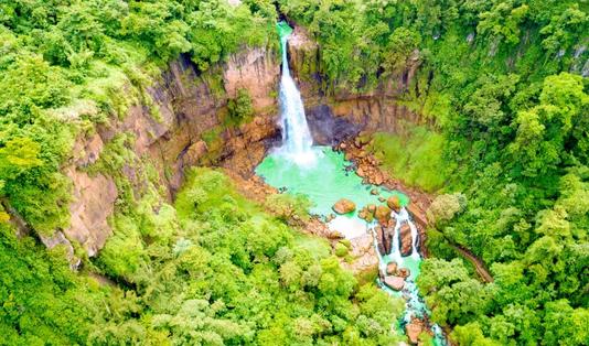 Open Trip Geopark Ciletuh, Rekomendasi Trip Seru Cuma Dua Ratusan Ribu! 1 Curug cimarinjung, geopark ciletuh