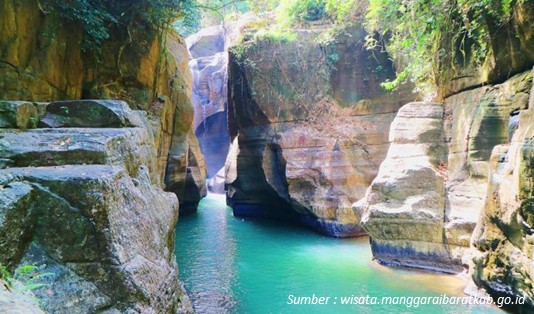 paket wisata Labuan Bajo Cunca Wulang