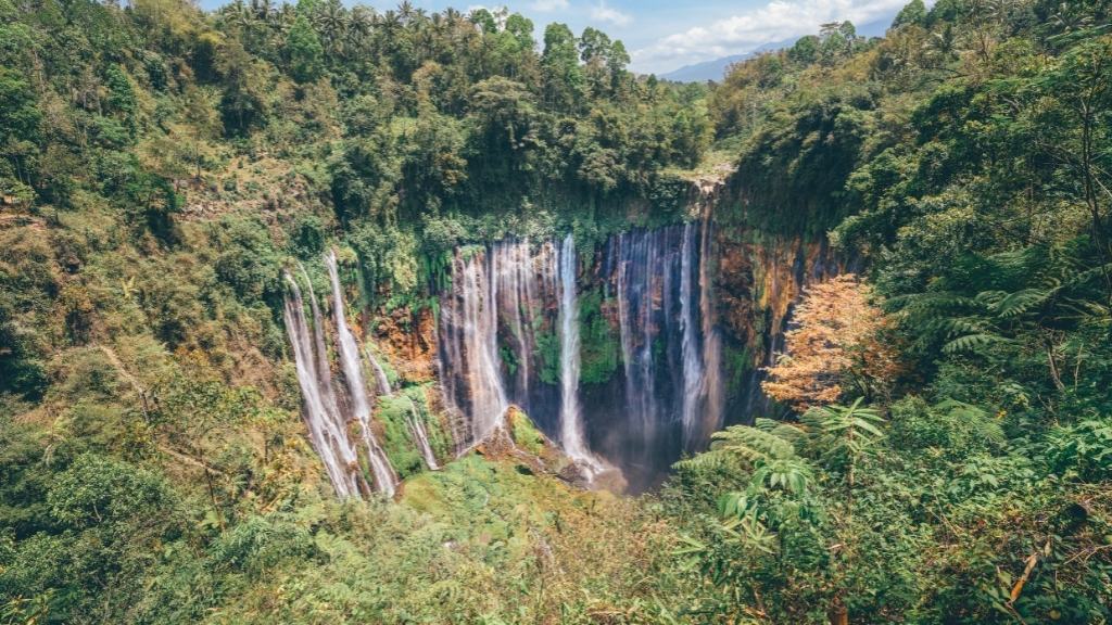Koleksi Cerita Seru Lewat Wisata Air Terjun Tumpak Sewu