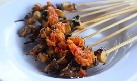 rekomendasi  makanan Minahasa yang terkenal Sate Kolombi