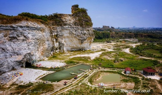 Gunung Kapur Wisata di Klapanunggal yang Menarik